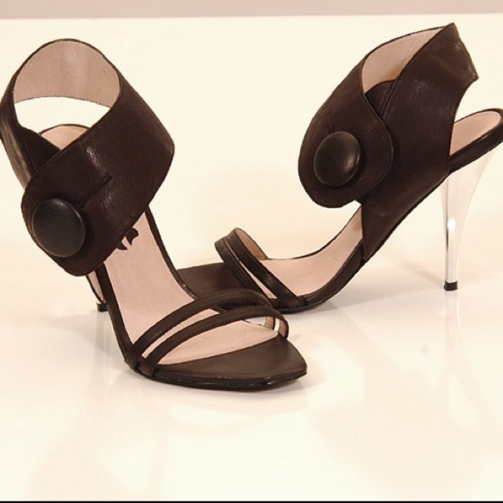 Women’s Shoes